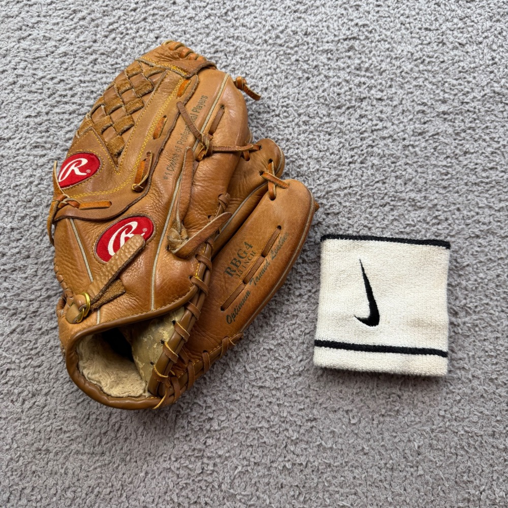 Rawlings RBG4 13 Inch Baseball Glove Player Preferred & Nike Wristband Set